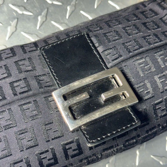 Fendi Vintage Zucchino Canvas Baguette Bag in Black - Picture 5 of 12